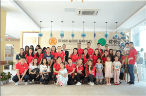 走进福利院，情暖老人心——恒峰g22供应链公益行